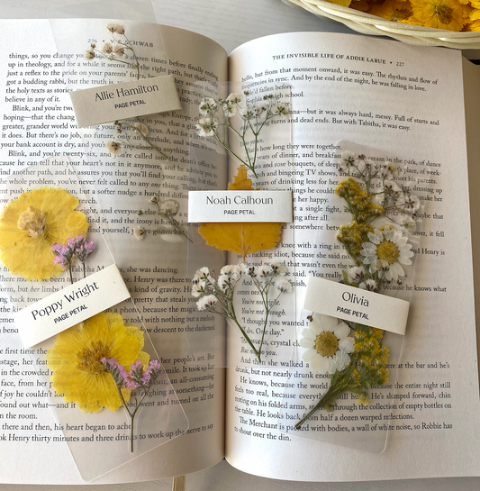 11 (of the many) Reasons We Love Bookmarks