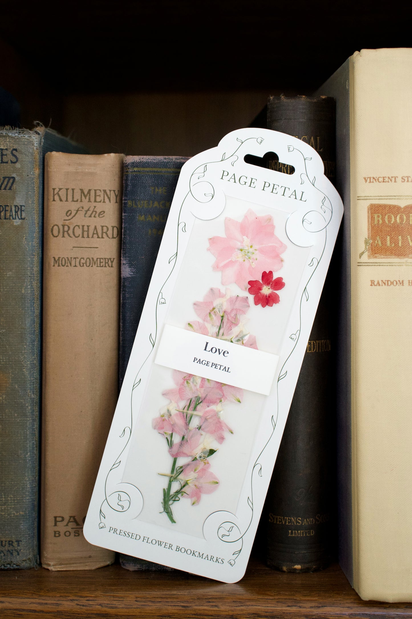 Love Pressed Flower Bookmark | Sentiment Collection