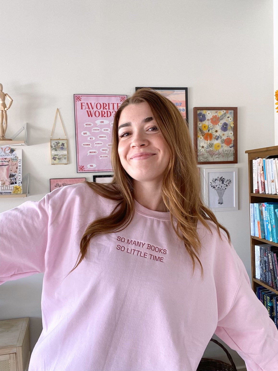 So Many Books, So Little Time Sweatshirt - Pink